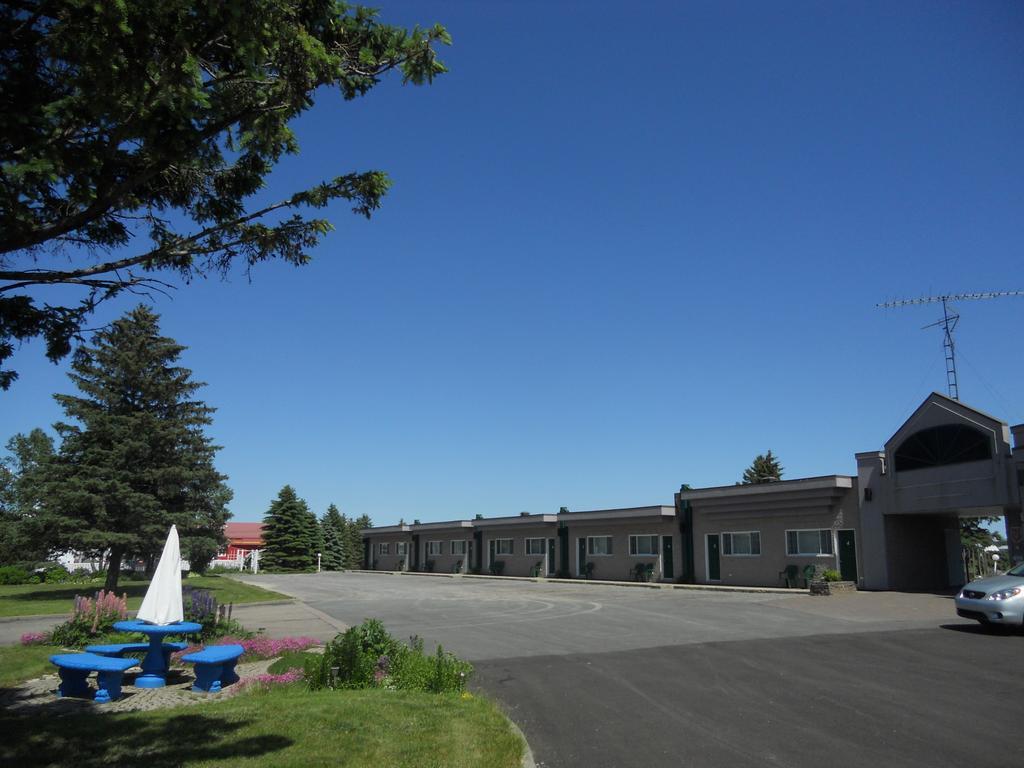 Motel Normandie Louiseville Eksteriør bilde