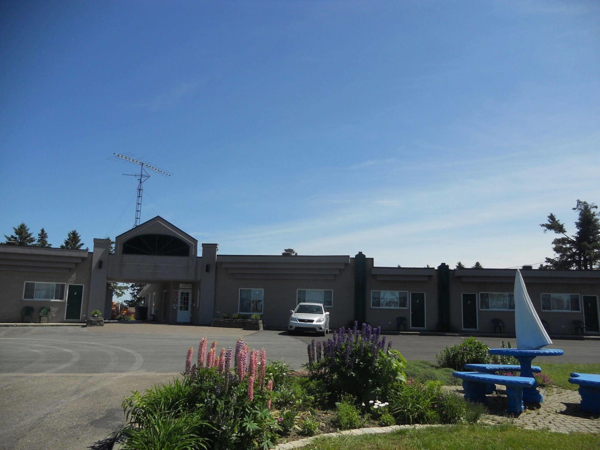 Motel Normandie Louiseville Eksteriør bilde